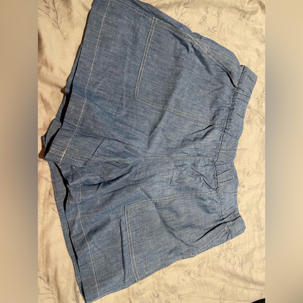 JCrew women’s chambray, elastic waist shorts, size L